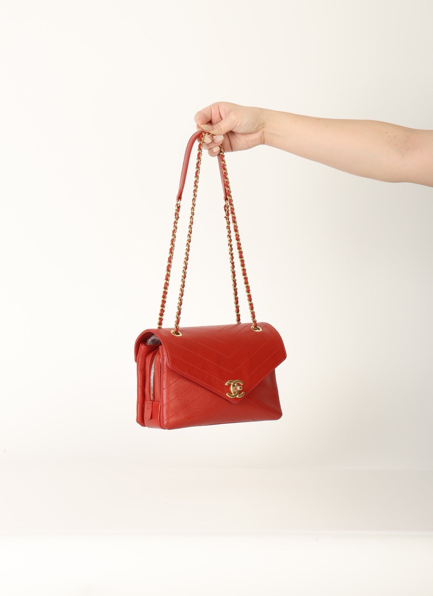 Chanel 2018 Calfskin Chevron Red Flap