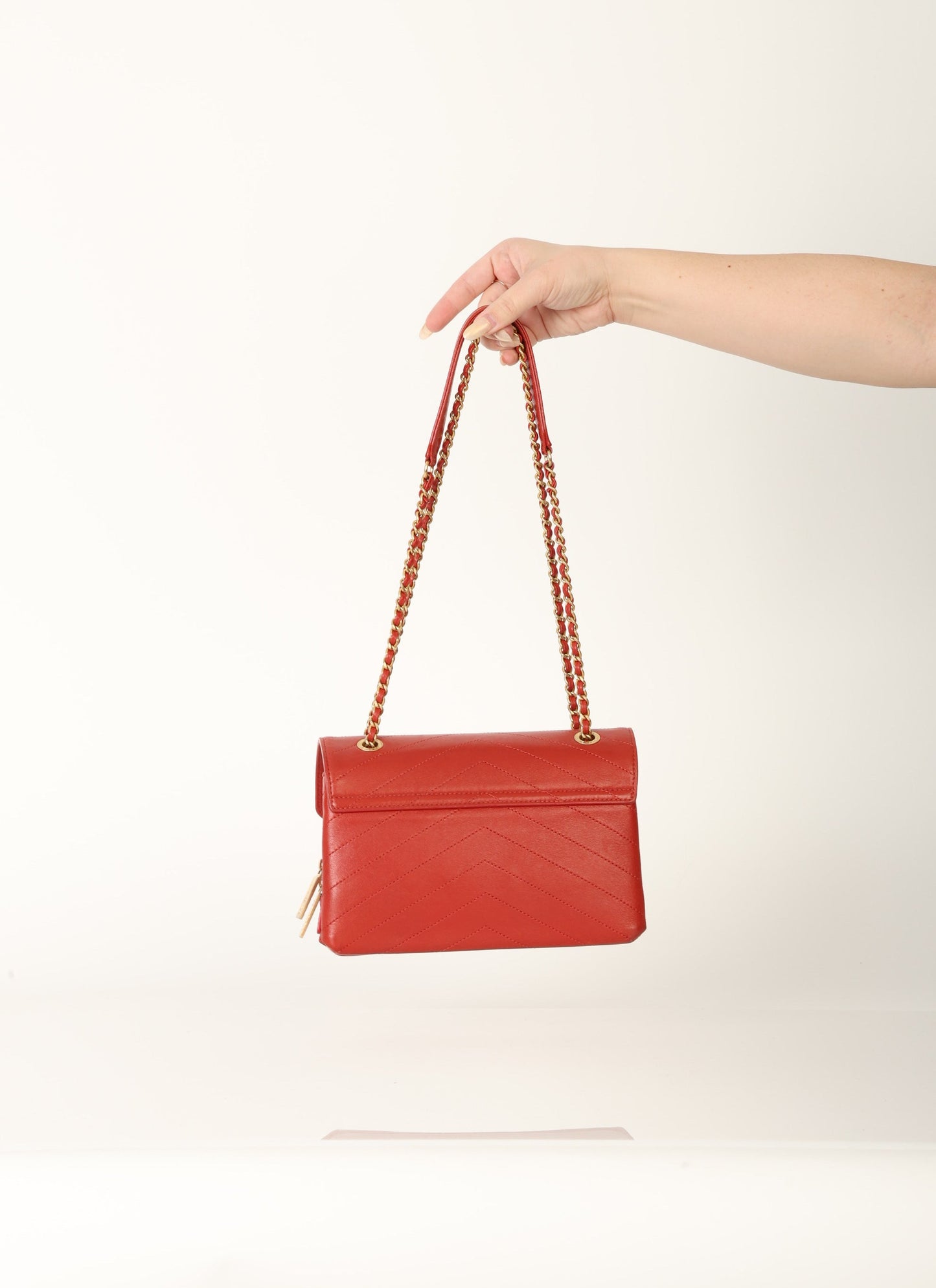 Chanel 2018 Calfskin Chevron Red Flap