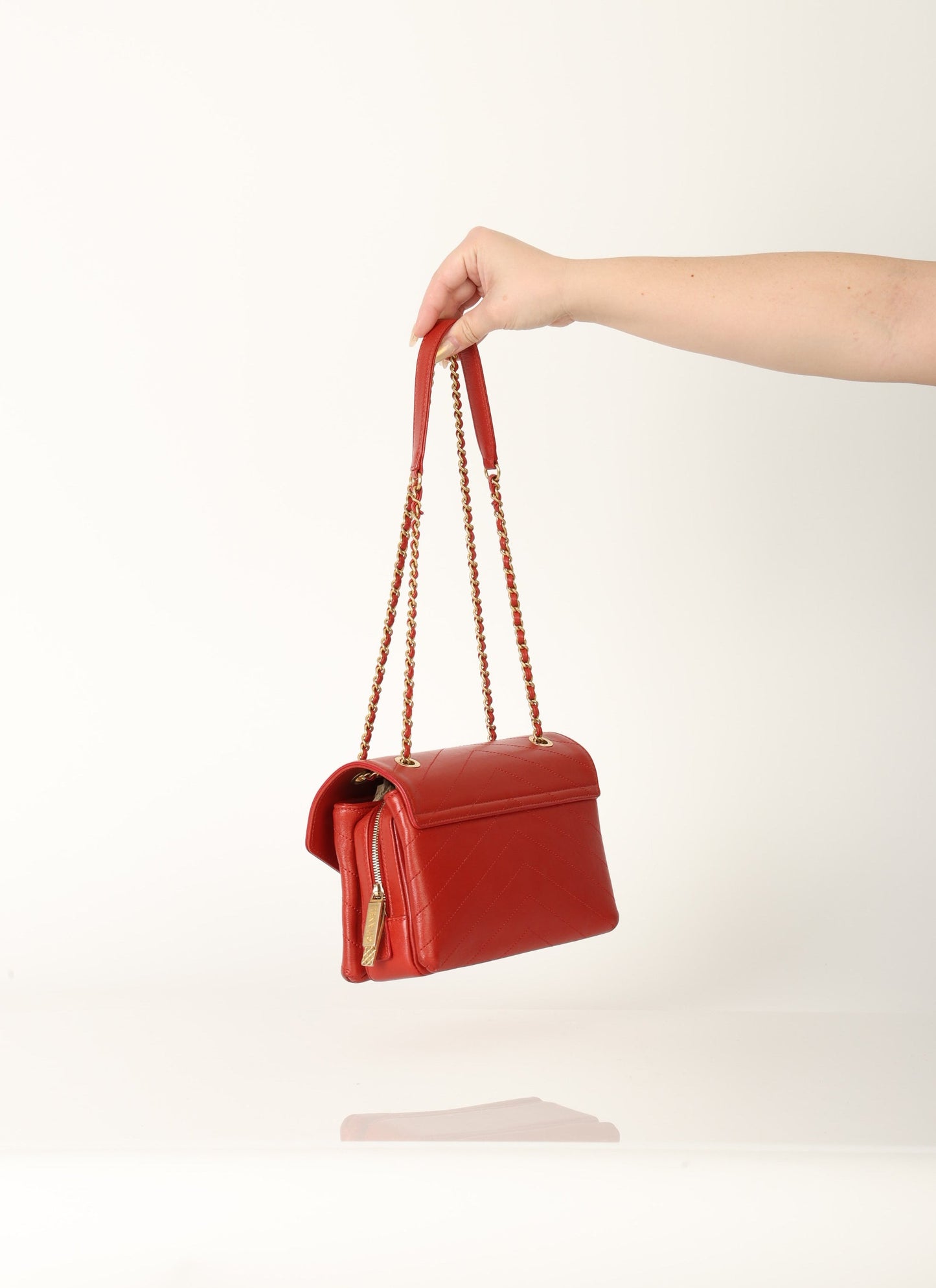Chanel 2018 Calfskin Chevron Red Flap