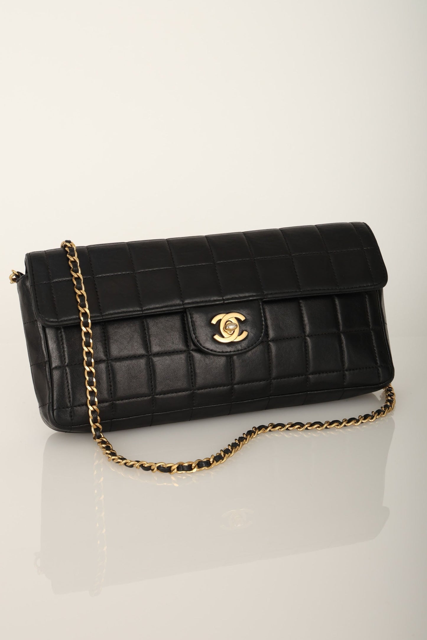 Chanel 2000 Lambskin East West Chocolate Bar