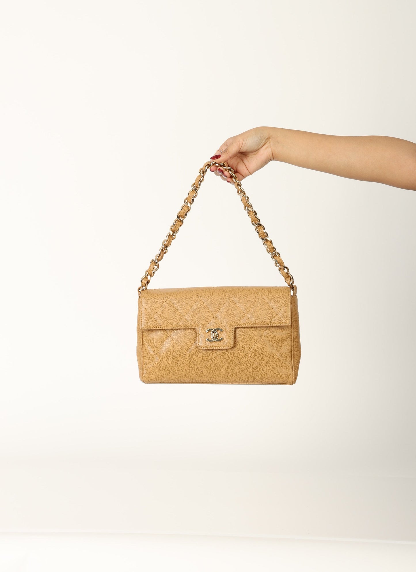 Chanel 2000 Caviar Beige Single Flap