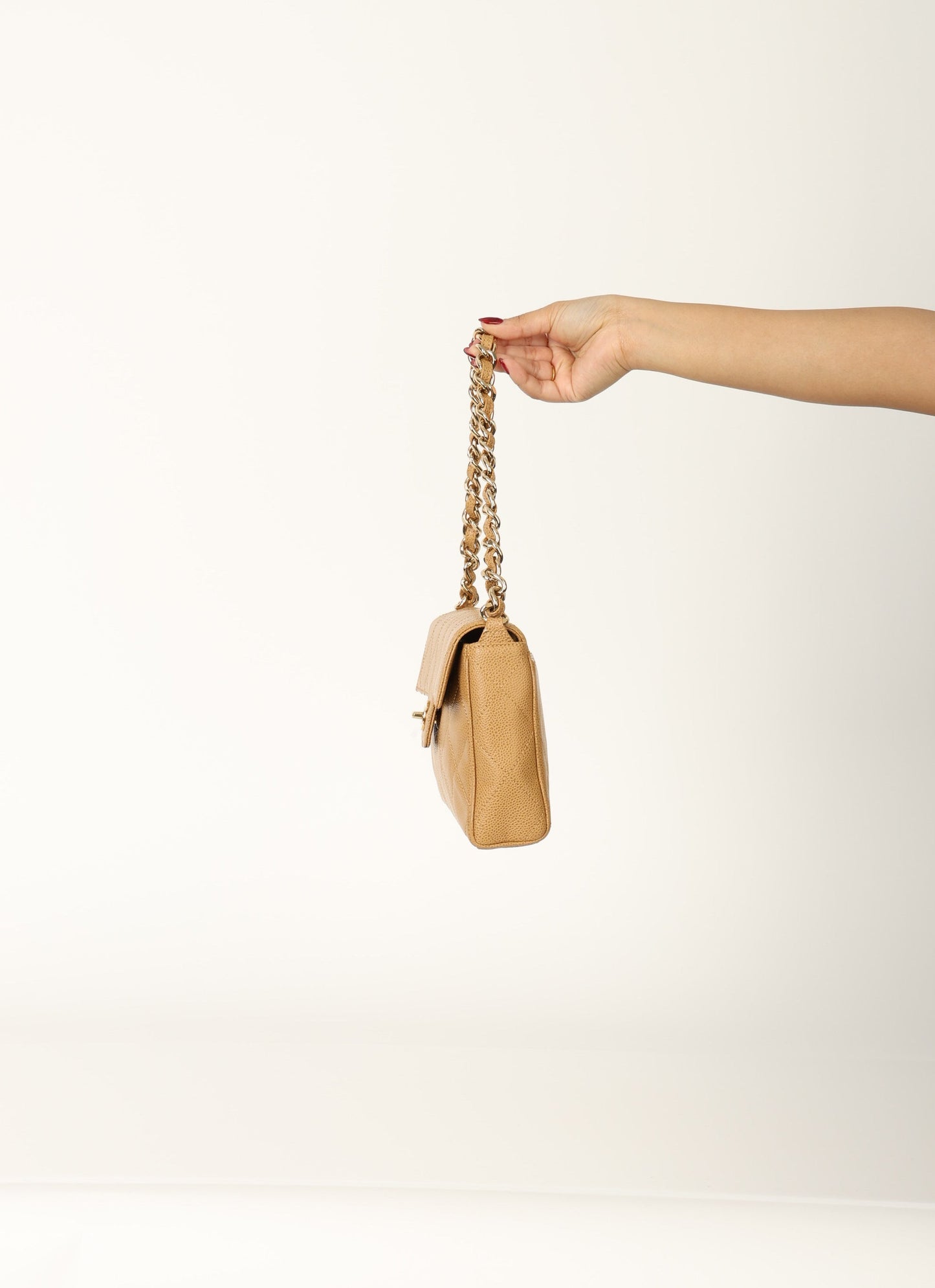 Chanel 2000 Caviar Beige Single Flap