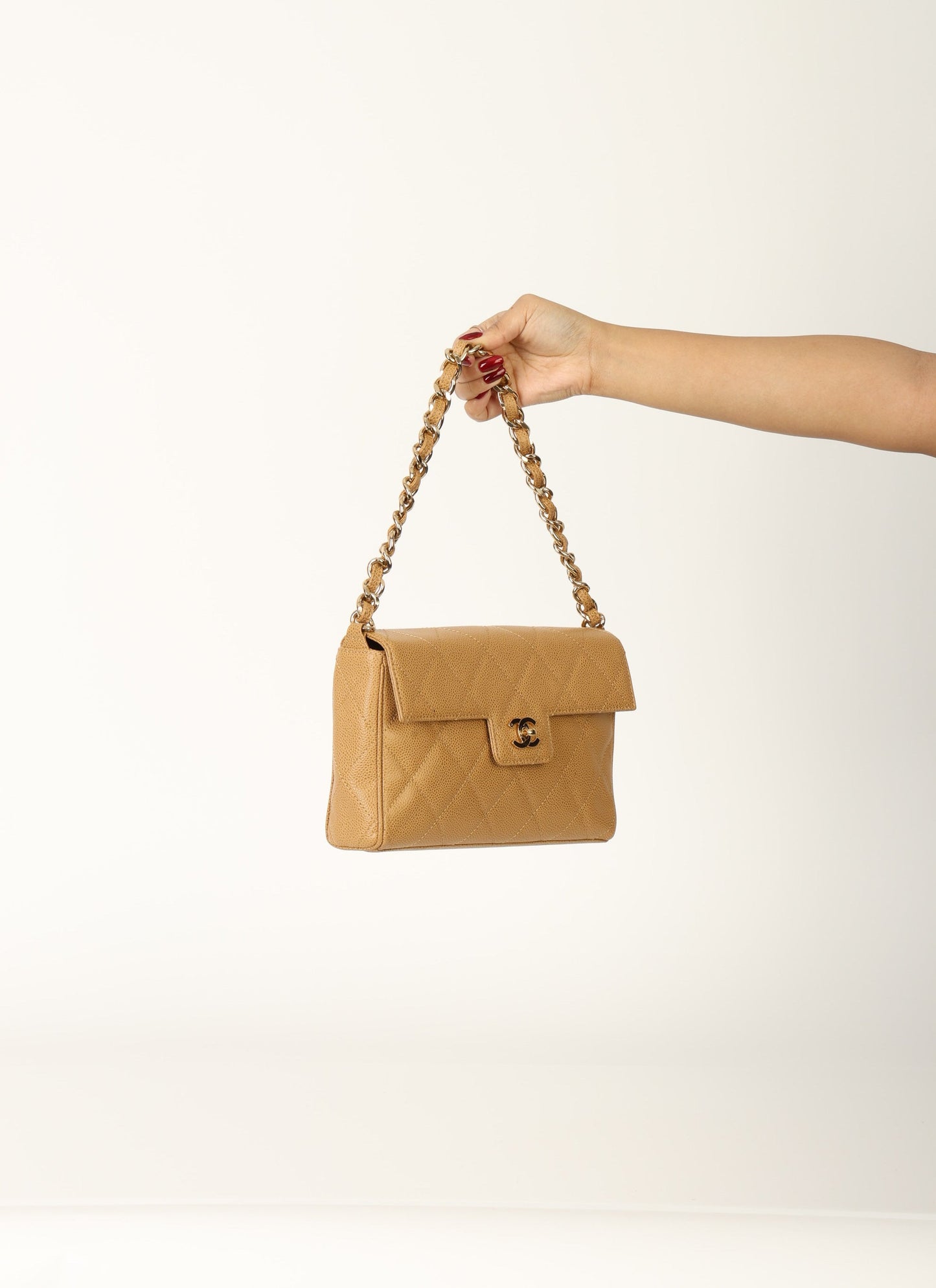 Chanel 2000 Caviar Beige Single Flap