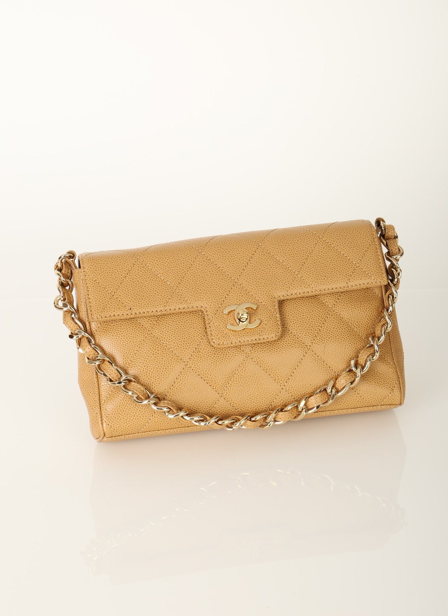 Chanel 2000 Caviar Beige Single Flap