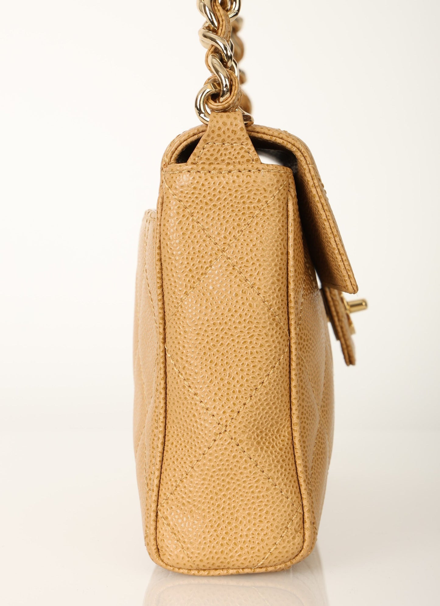 Chanel 2000 Caviar Beige Single Flap