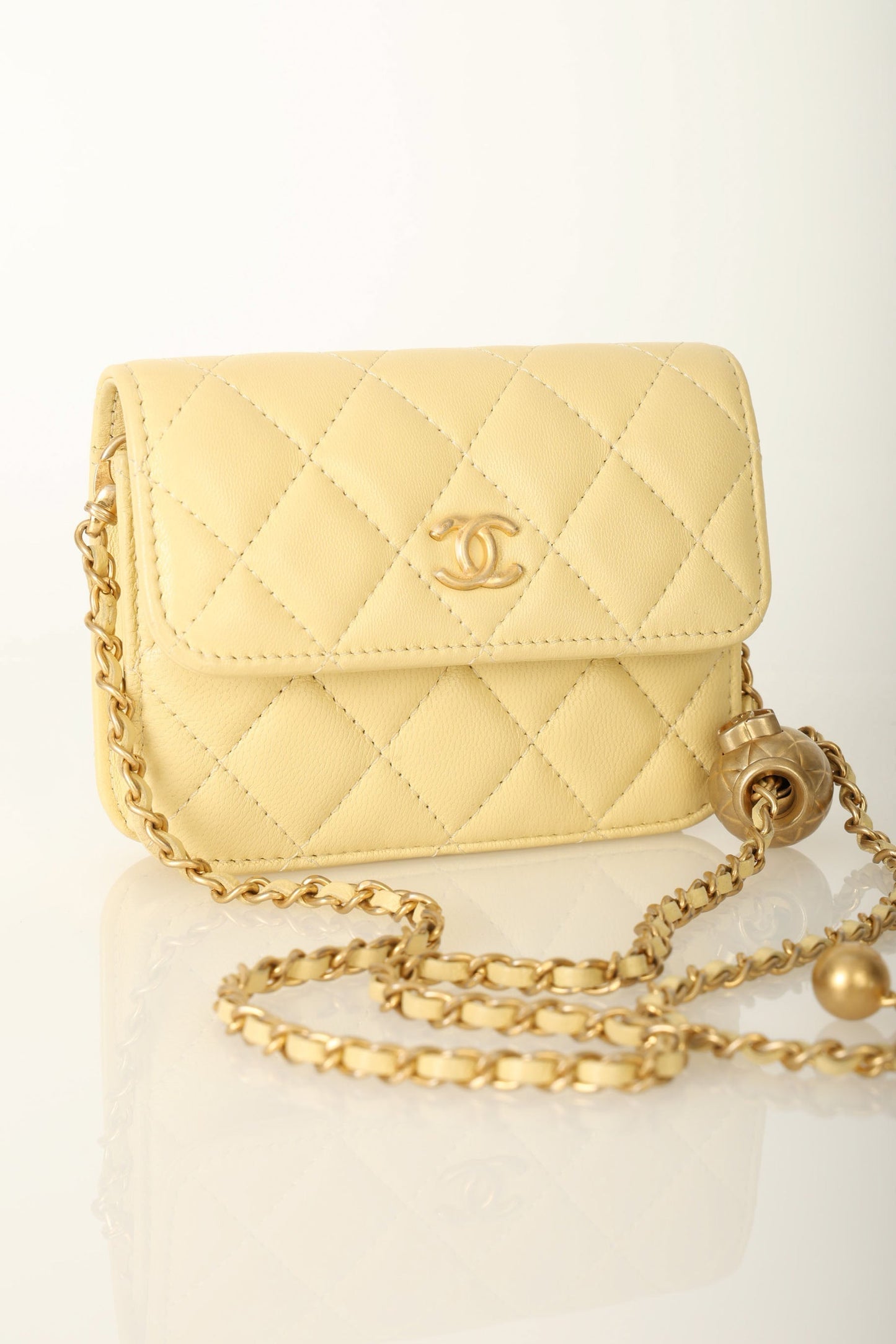 Chanel 2020 Lambskin Pearl Crush Cardholder on Chain