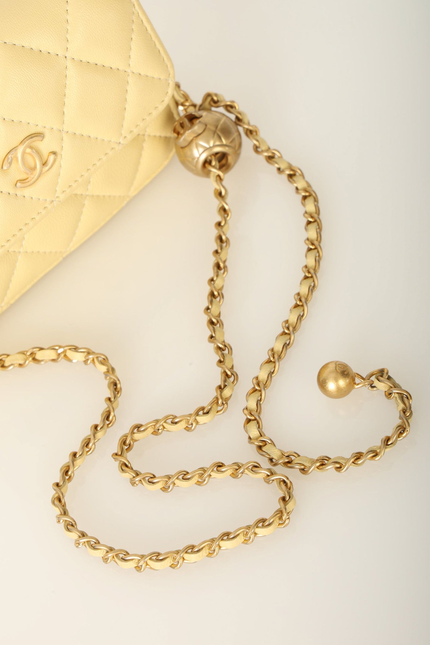 Chanel 2020 Lambskin Pearl Crush Cardholder on Chain