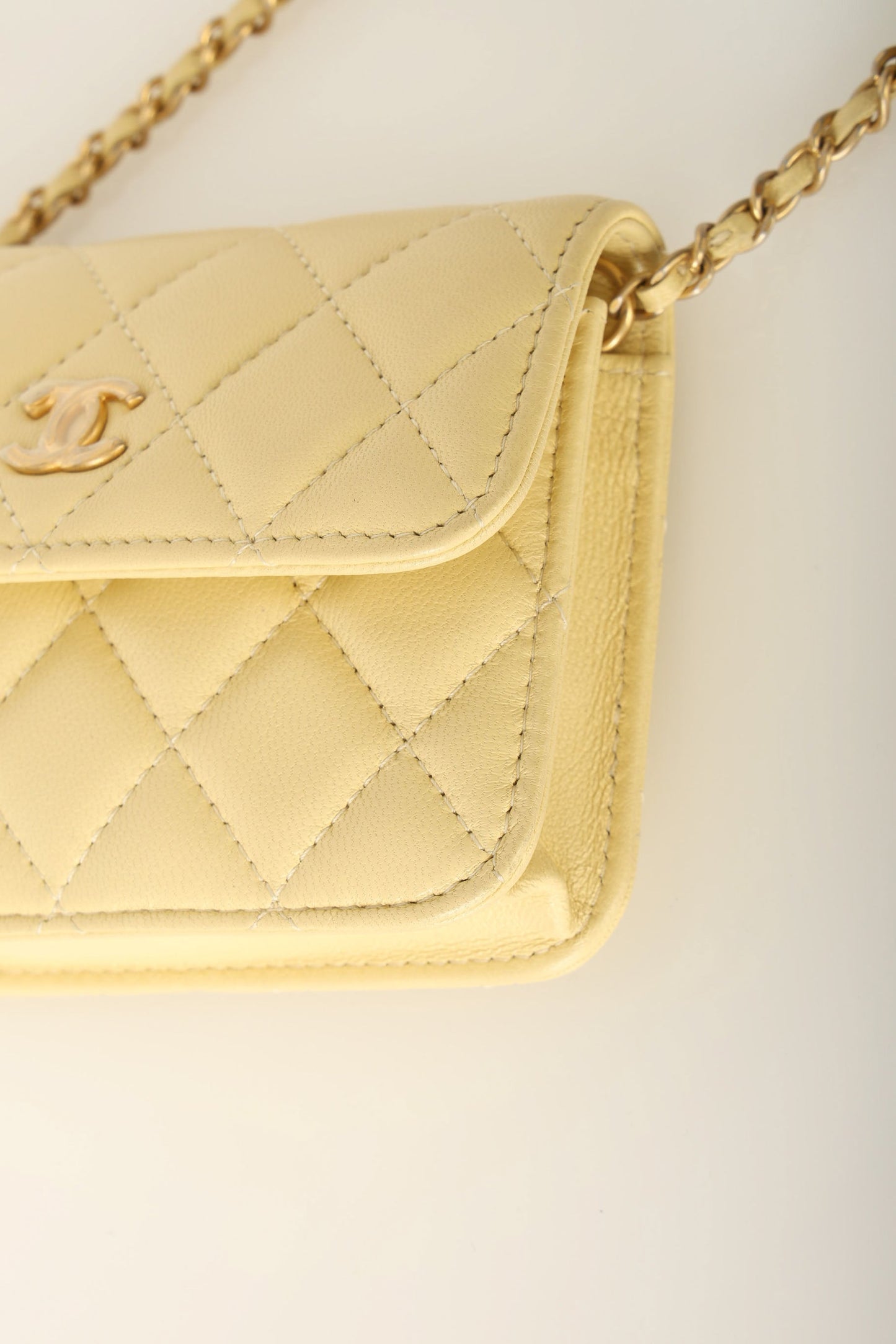 Chanel 2020 Lambskin Pearl Crush Cardholder on Chain