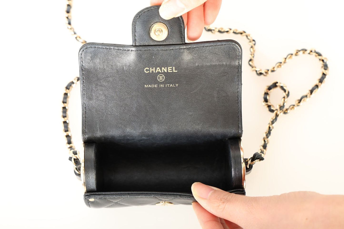 Chanel 2021 Lambskin Chain Minaudi??re