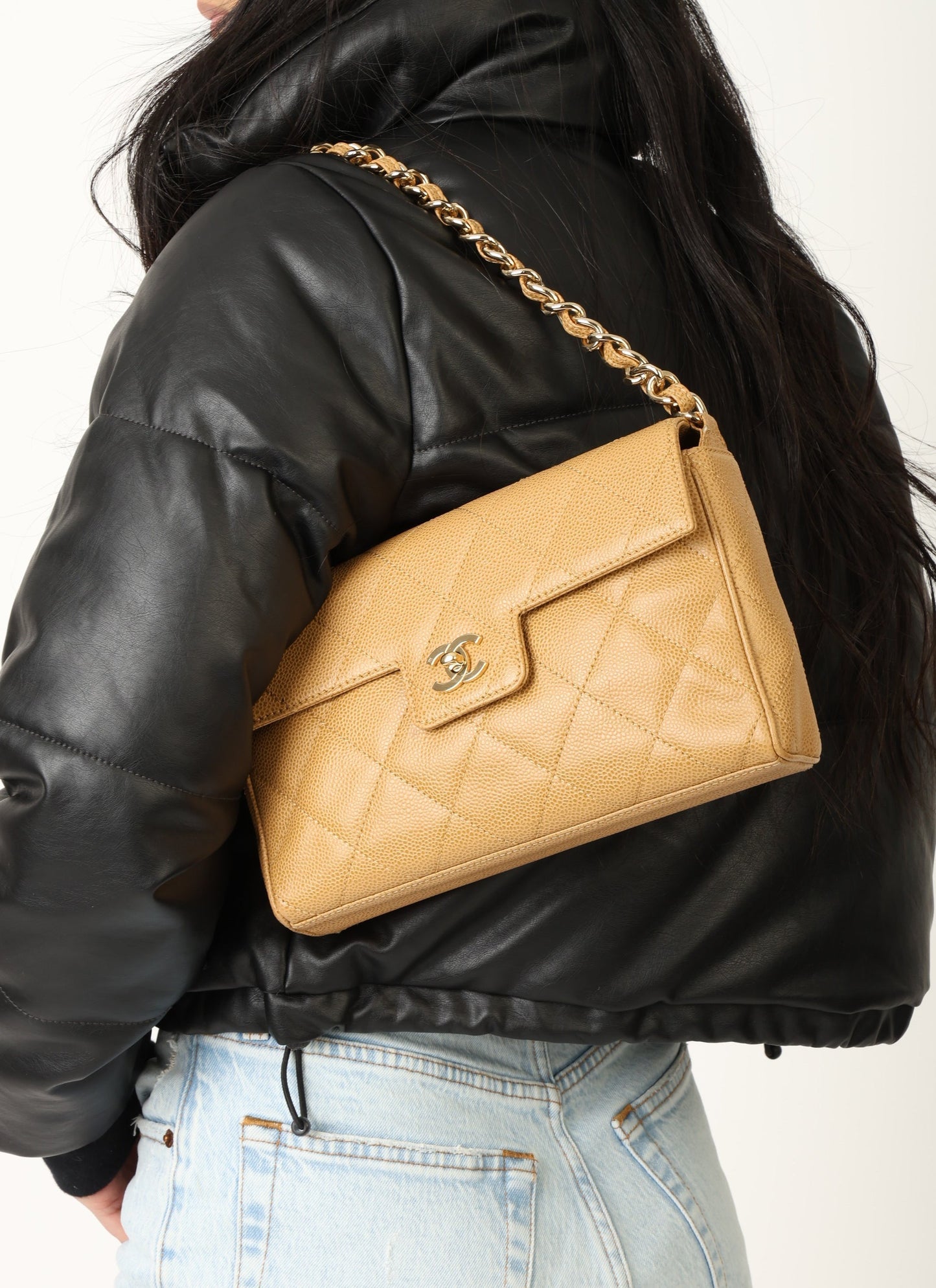 Chanel 2000 Caviar Beige Single Flap