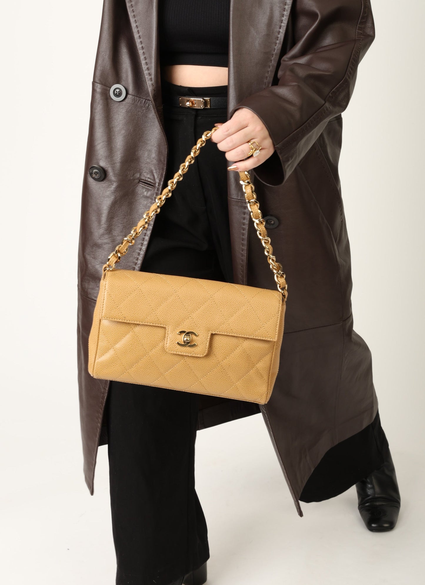 Chanel 2000 Caviar Beige Single Flap