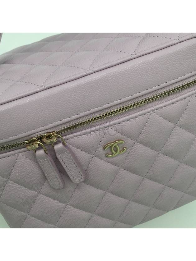 Chanel Vanity Bag Cosmetic Pouch Caviar 24S AP2573