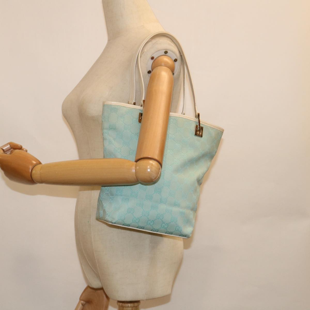 GUCCI GG Canvas Tote Bag Light Blue 002 1099 2404 60388
