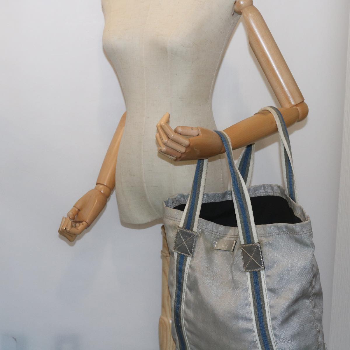 GUCCI GG Canvas Sherry Line Tote Bag Silver Blue Gray 189669 60525