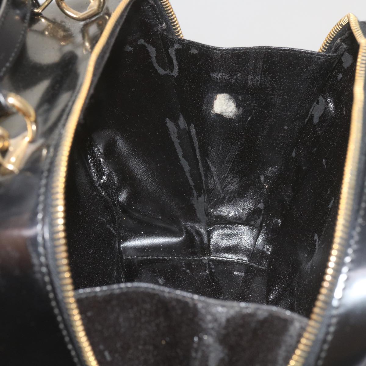 GUCCI Bamboo Vanity Cosmetic Pouch Patent leather Black 000 2040 0323 61015