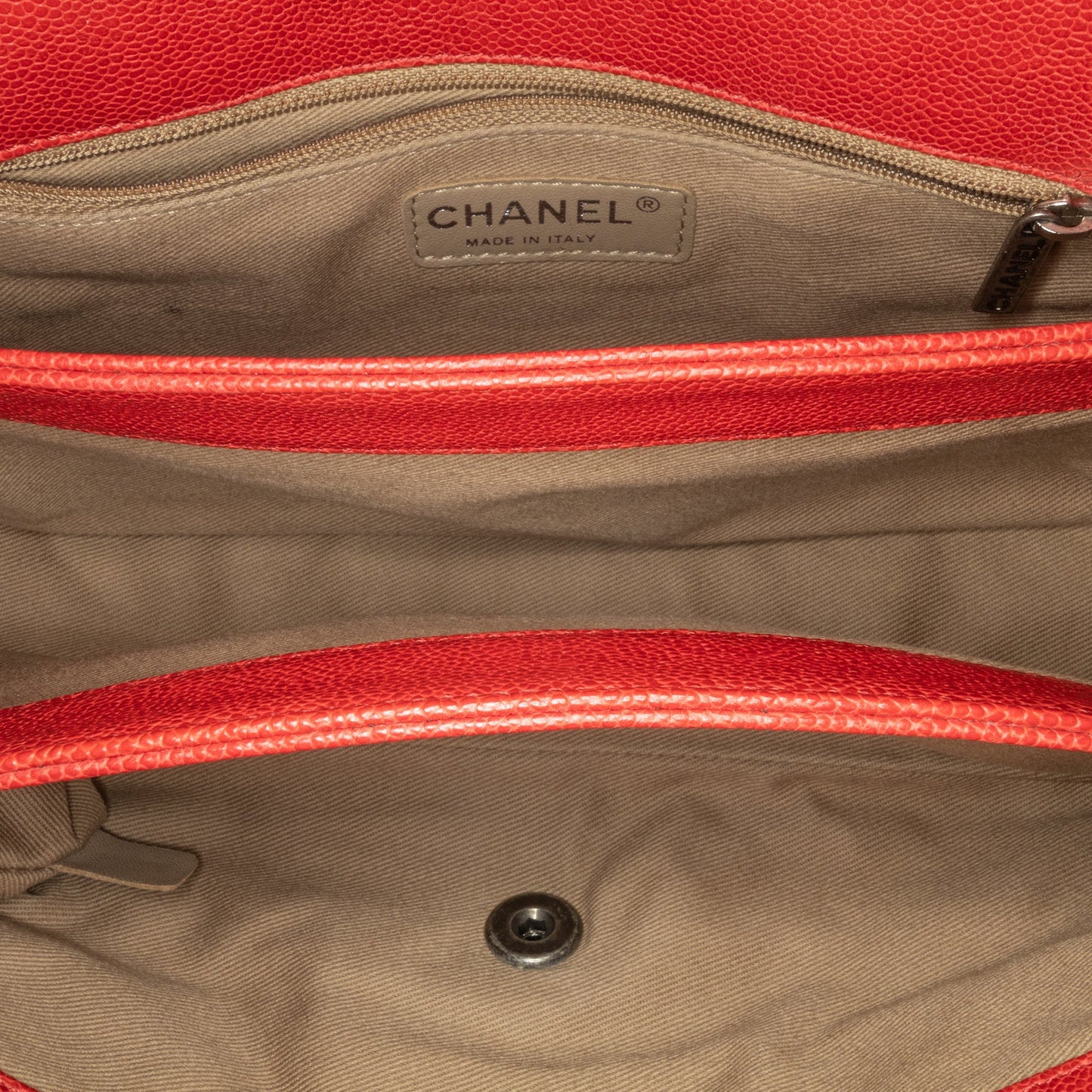 Chanel Sac Medium Quilted Caviar Easy Flap