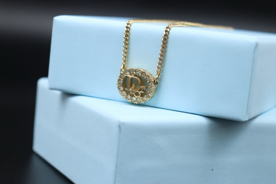 Good ( Rank AB) Dior Heat Rhinestone Necklace 24102211