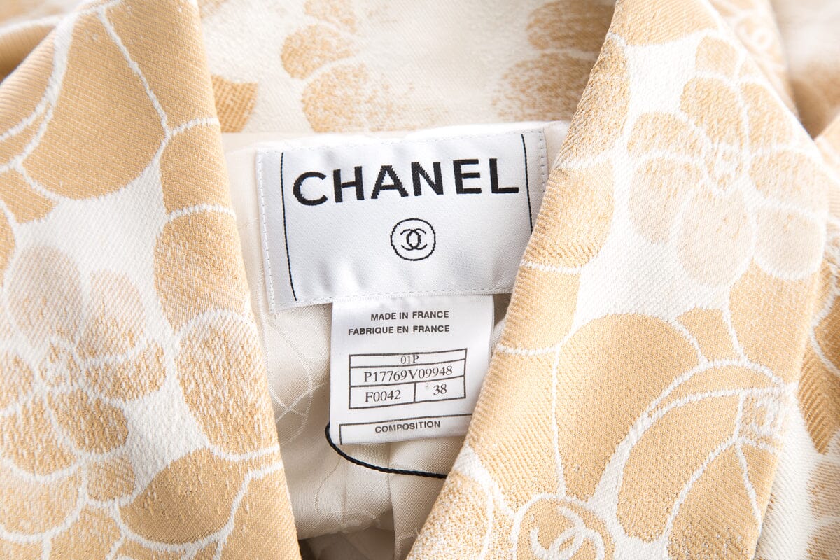 Chanel 2017 Cream & Gold Floral Print Jacket SZ 38