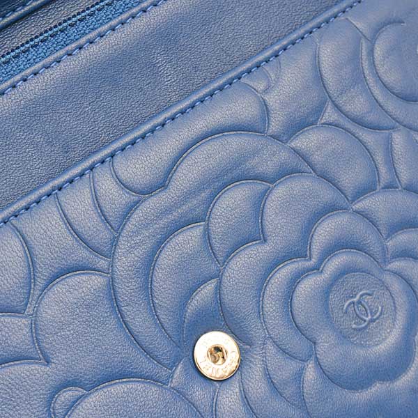 Chanel Camellia Chain Wallet Blue Lambskin