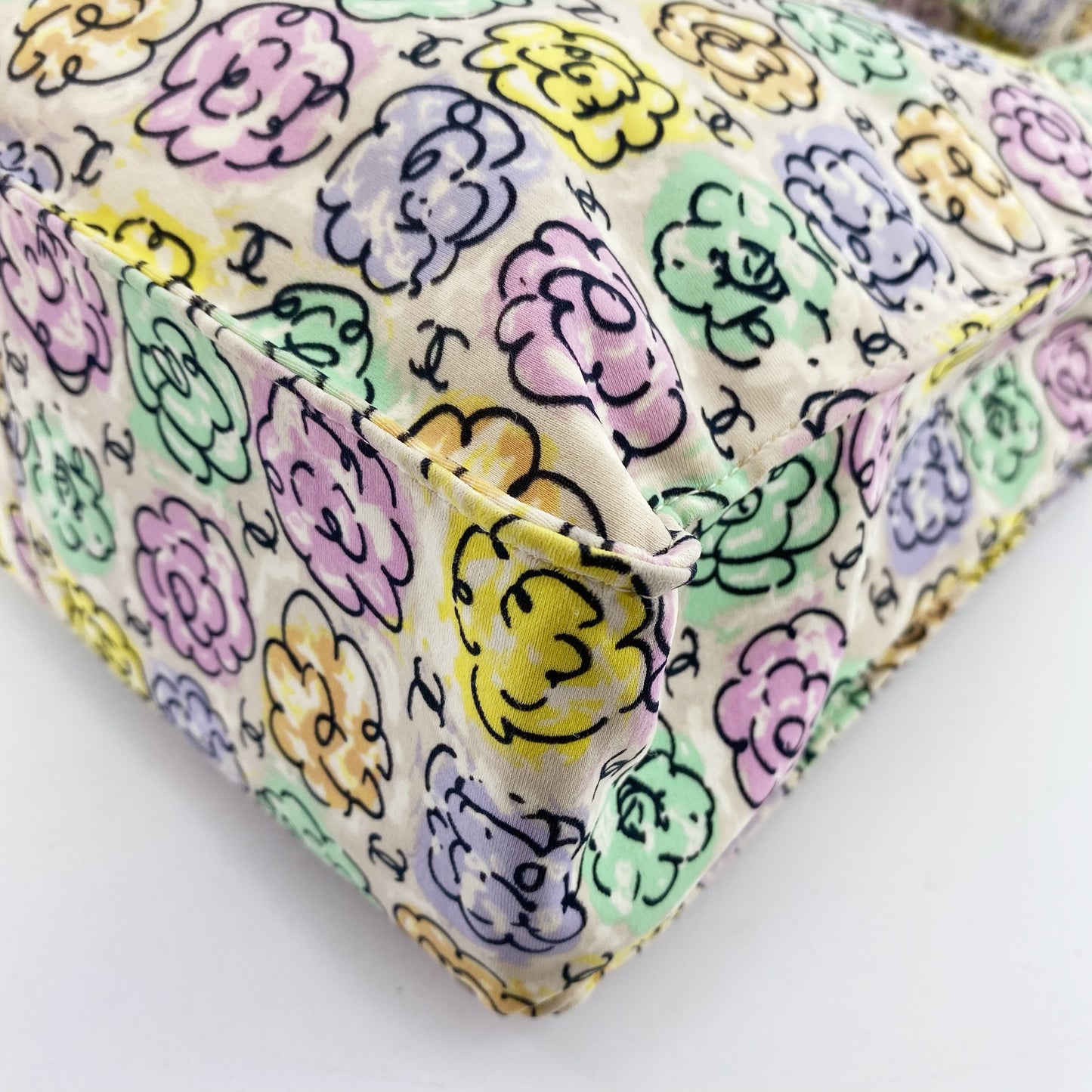 Chanel Vintage Flower CC Loge tote