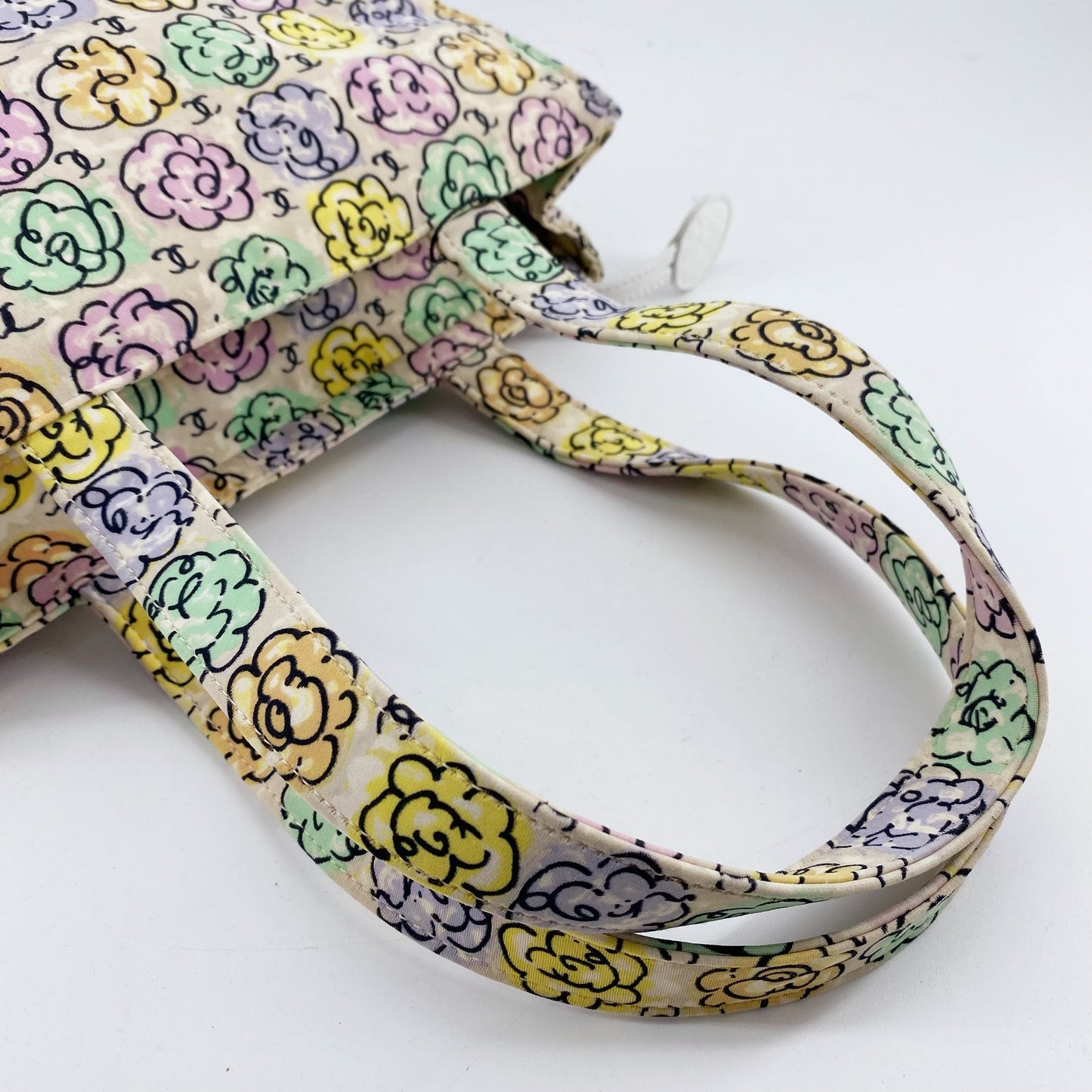 Chanel Vintage Flower CC Loge tote