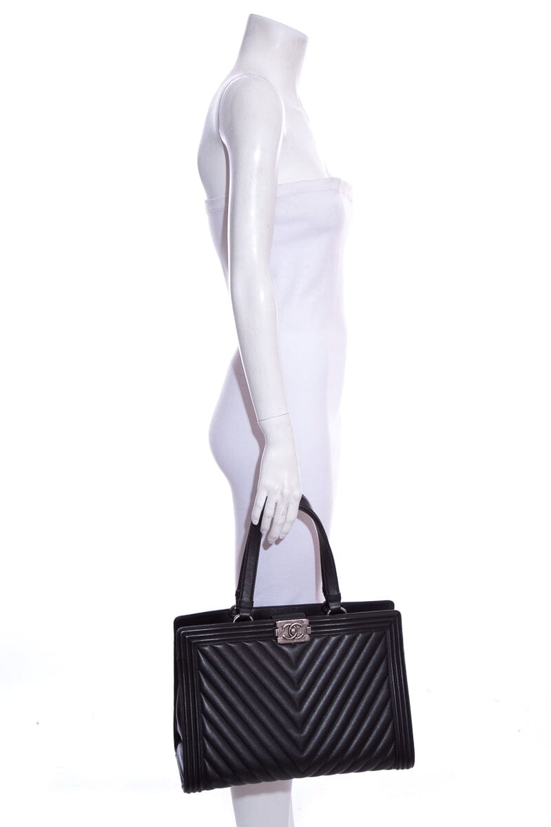 Chanel 2014/2015 "Boy Shopper" 30cm Black Chevron Leather Tote W/ Palladium HW