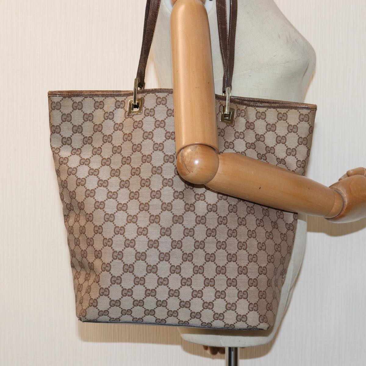 GUCCI GG Canvas Tote Bag Beige 002 1098 87340