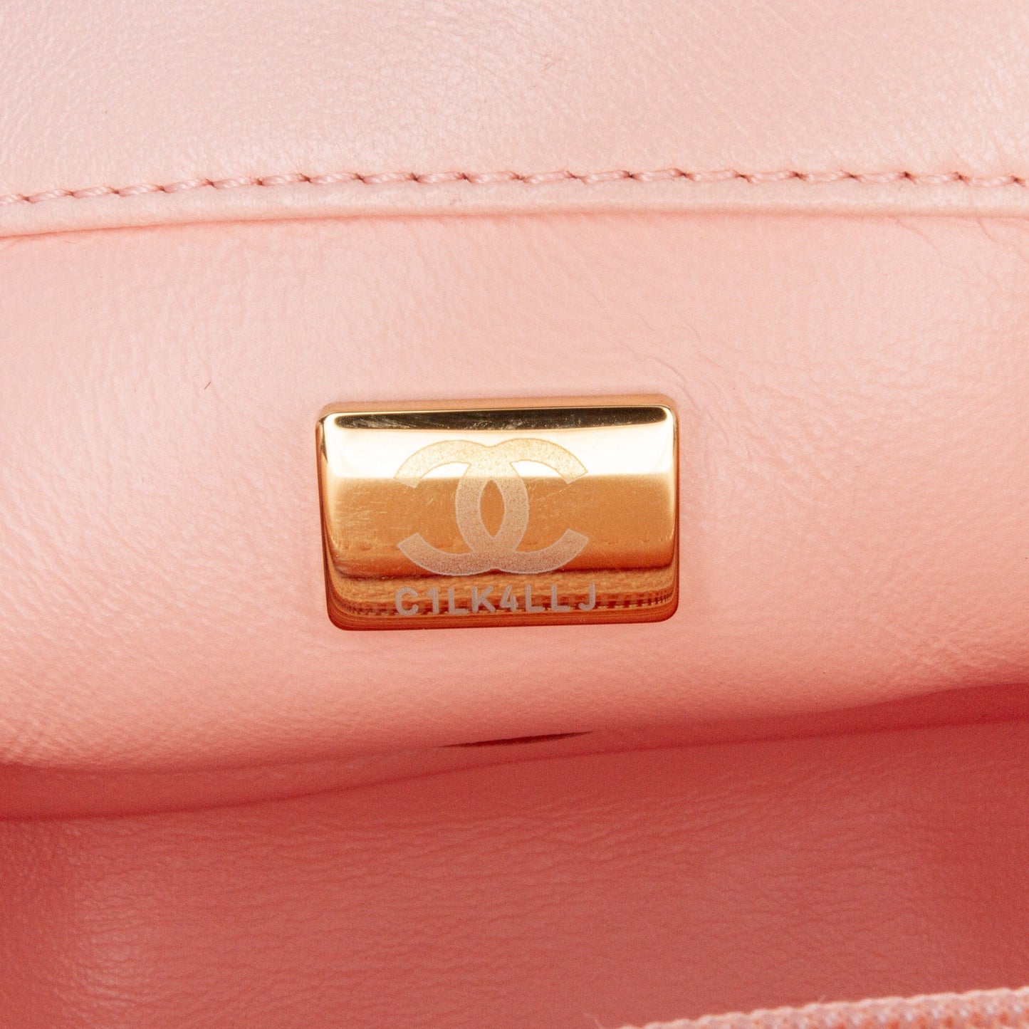 Chanel Sac Mini Rectangular Lambskin Pearl Crush Flap
