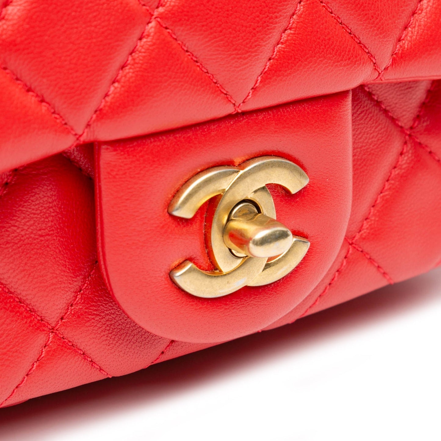 Chanel Sac Mini Square Classic Lambskin Pearl Crush Flap