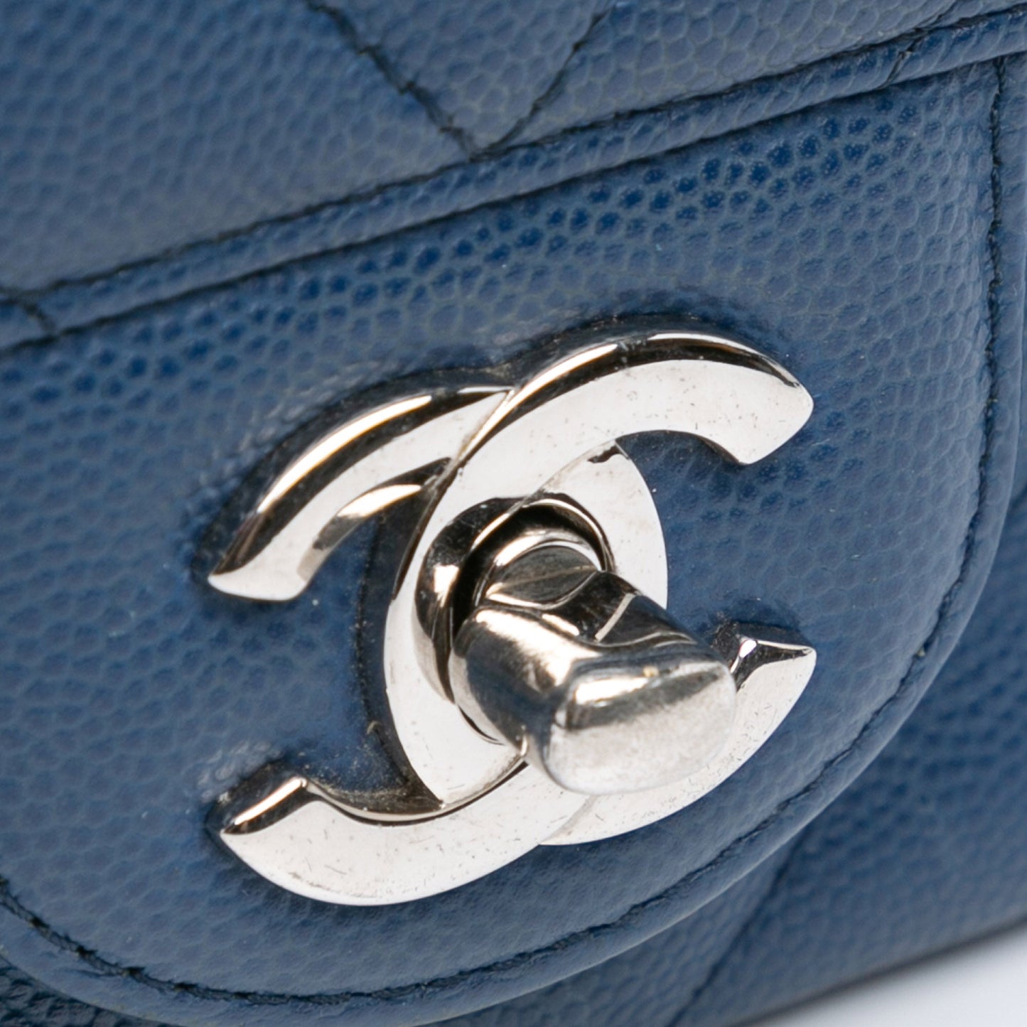 Chanel Sac Mini Rectangular Classic Chevron Caviar Single Flap