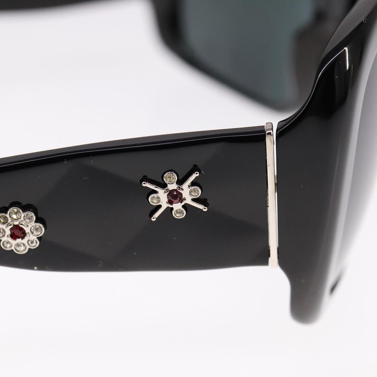 CHANEL Stone Sunglasses plastic Black CC 90919
