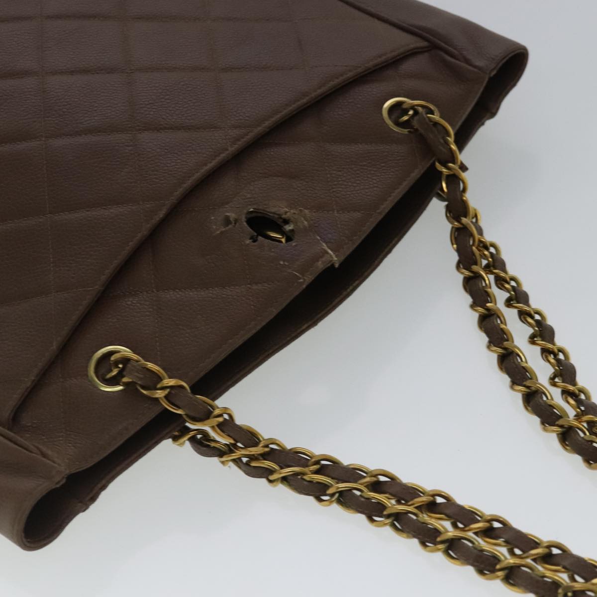 CHANEL Matelasse Chain Shoulder Bag Caviar Skin Brown Gold CC 94306
