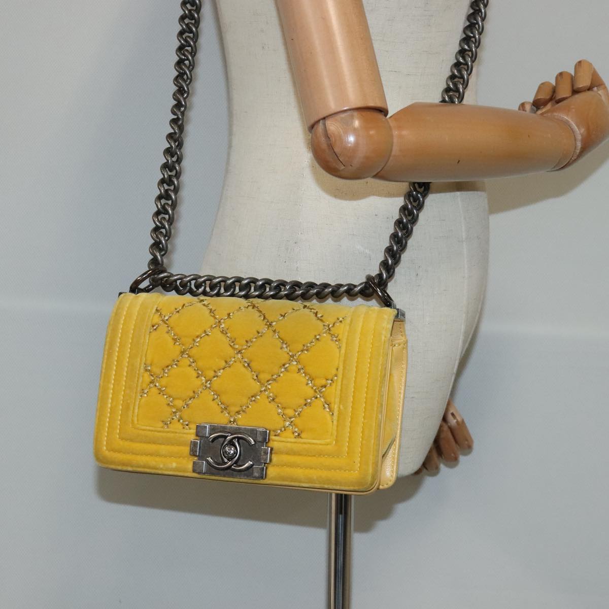 CHANEL Matelasse 20 Chain Boy Chanel Shoulder Bag Velor Yellow CC 94468A