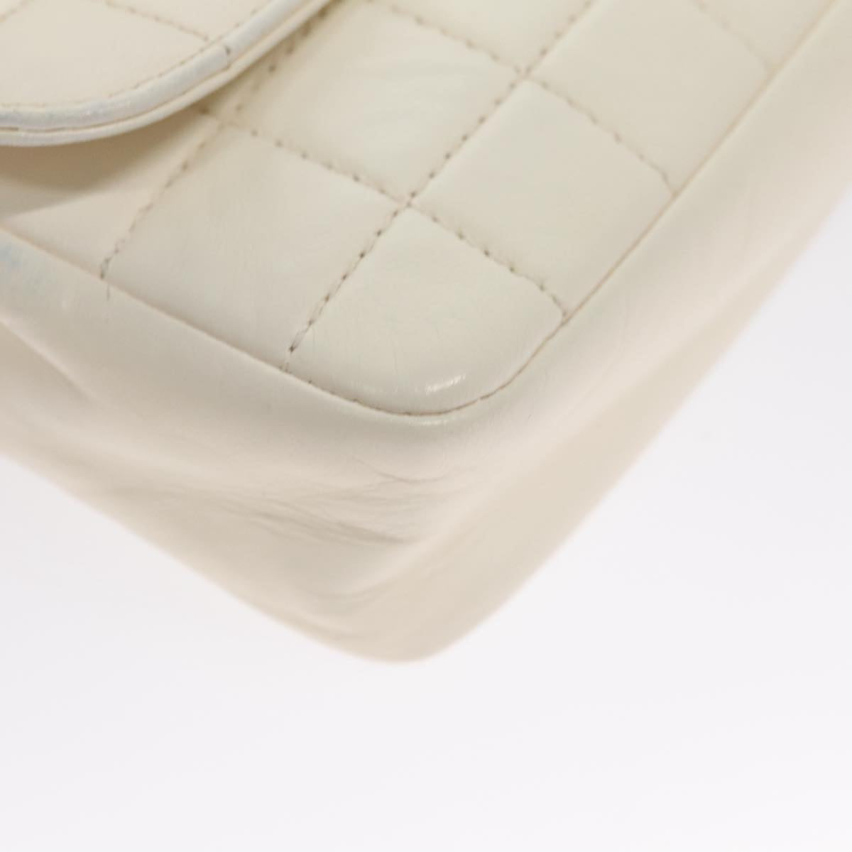 CHANEL Chain East West Shoulder Bag Leather White CC 94488