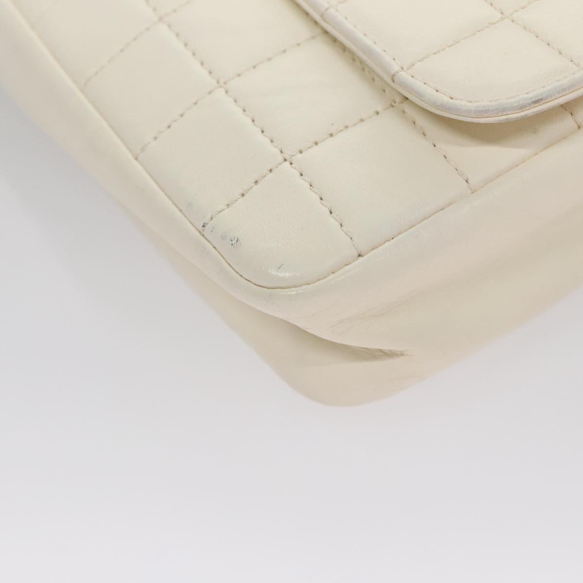 CHANEL Chain East West Shoulder Bag Leather White CC 94488