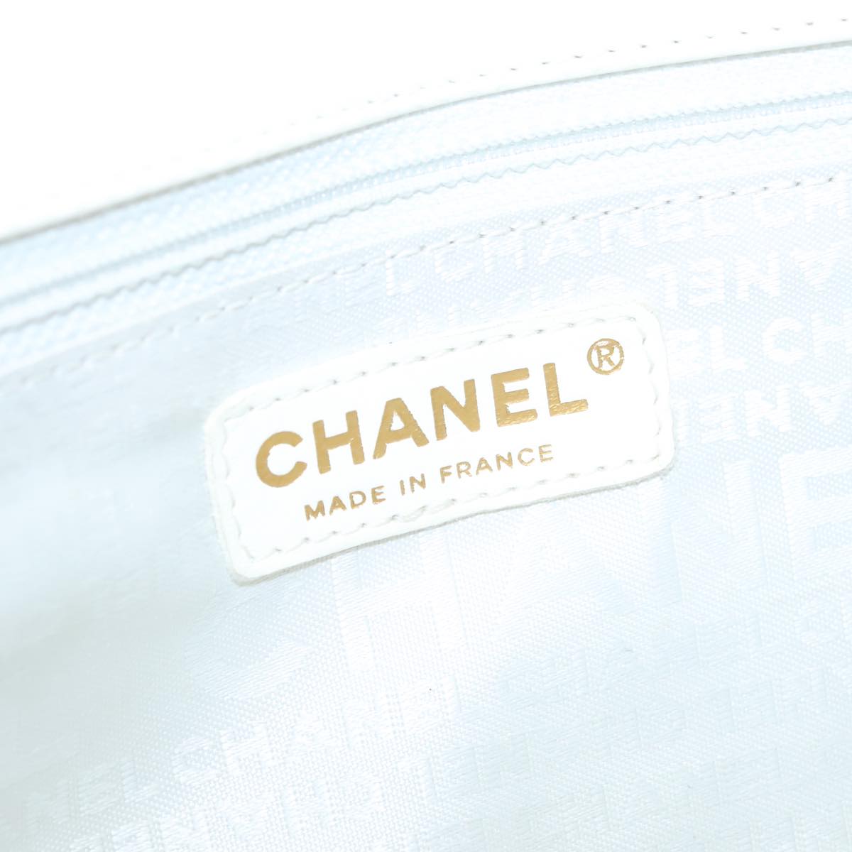 CHANEL Chain East West Shoulder Bag Leather White CC 94488