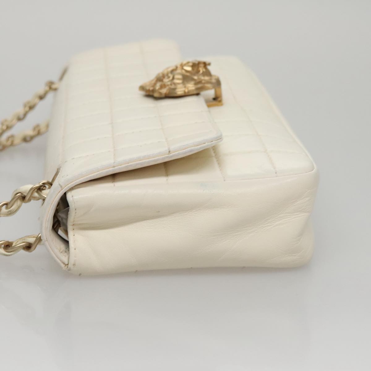 CHANEL Chain East West Shoulder Bag Leather White CC 94488