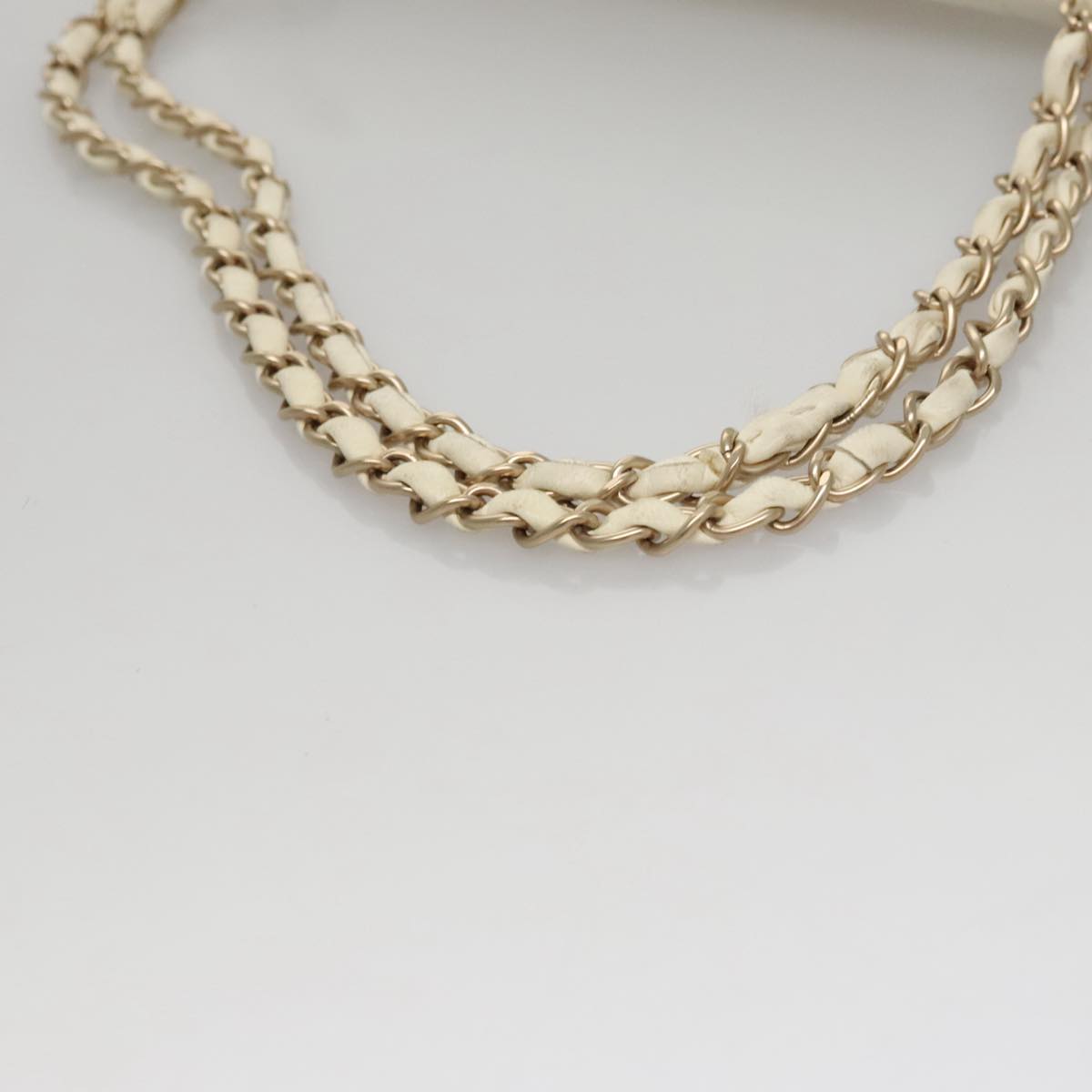 CHANEL Chain East West Shoulder Bag Leather White CC 94488