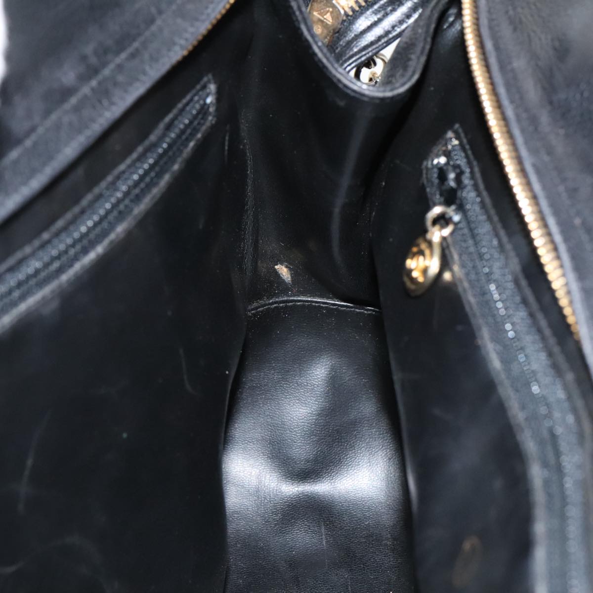 CHANEL V Stitch Hand Bag Caviar Skin Black Gold CC 95729