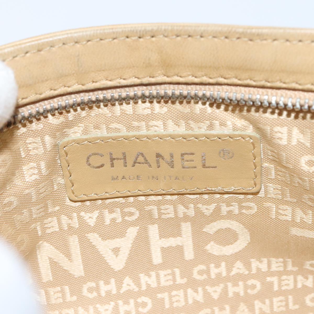 CHANEL Chain Shoulder Pouch Leather Beige Silver CC 96004