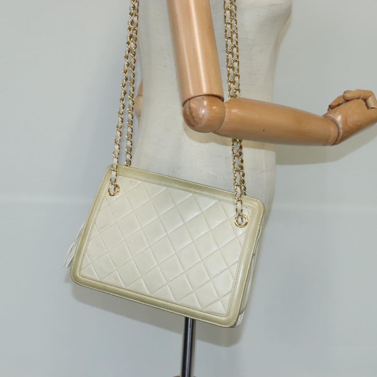 CHANEL Matelasse Chain Shoulder Bag Lamb Skin Beige Gold CC 97457
