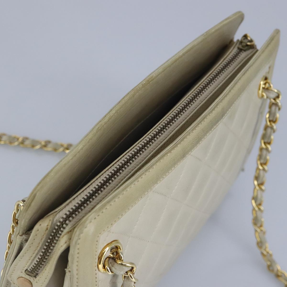 CHANEL Matelasse Chain Shoulder Bag Lamb Skin Beige Gold CC 97457