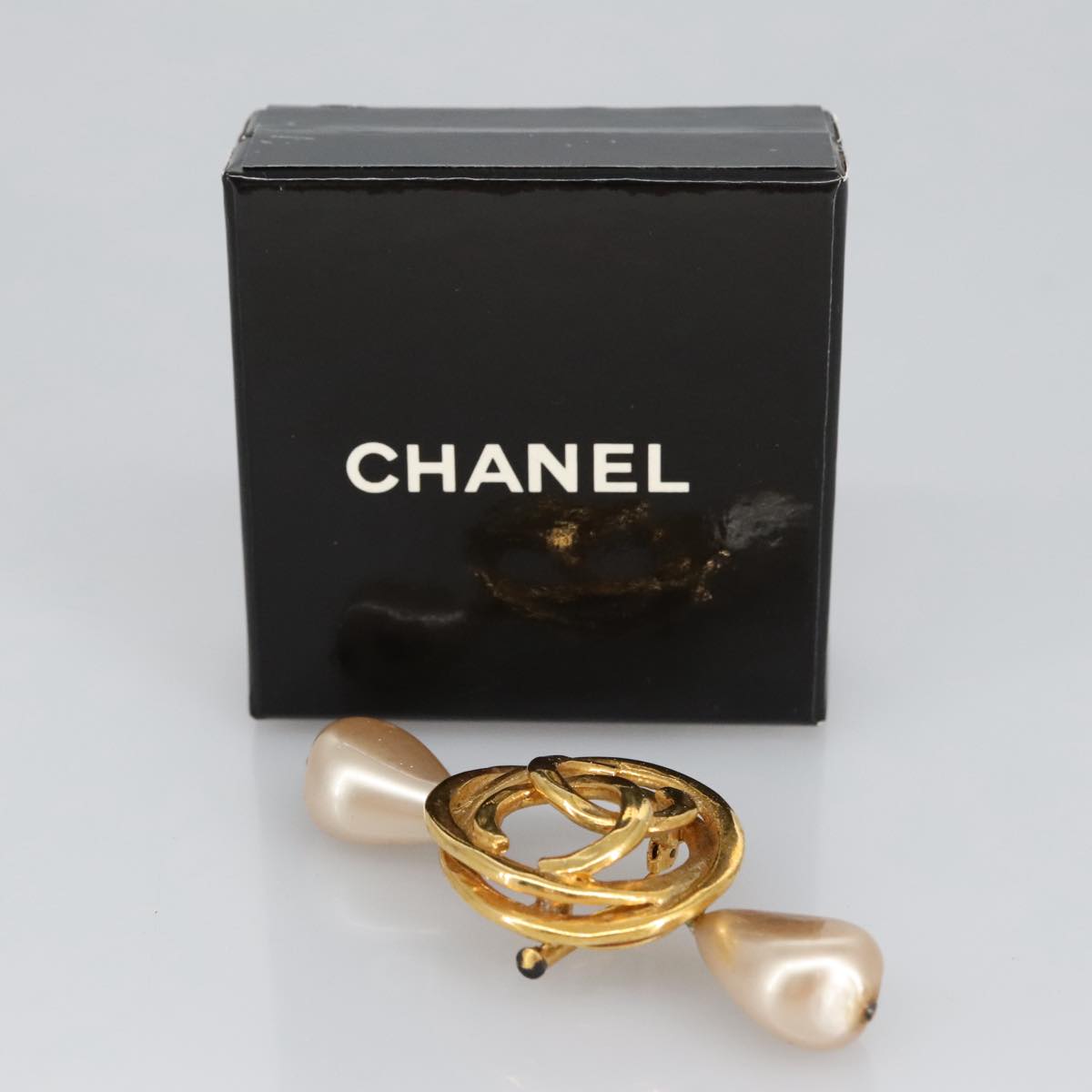 CHANEL COCO Mark Brooch metal Gold CC 97757