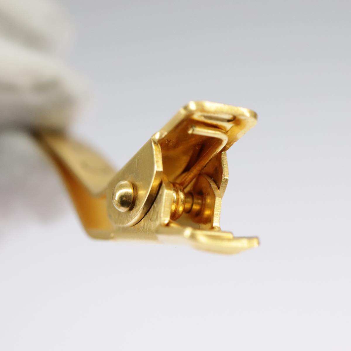 CHANEL Barrette metal Gold CC 97761