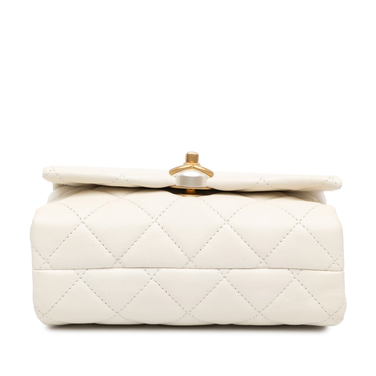 Chanel Sac Quilted Calfskin Pearl CC Accordion Flap