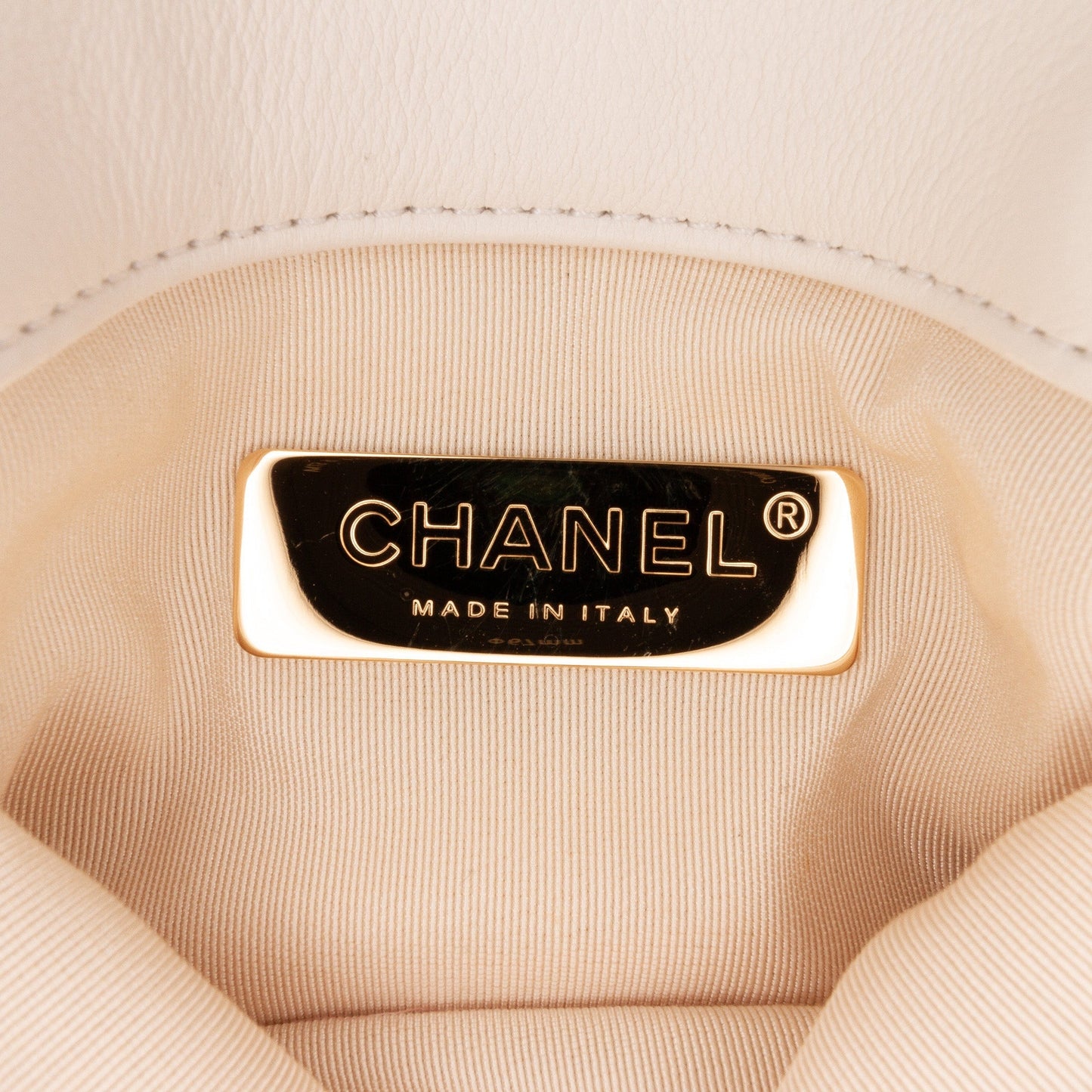 Chanel Sac Quilted Calfskin Pearl CC Accordion Flap