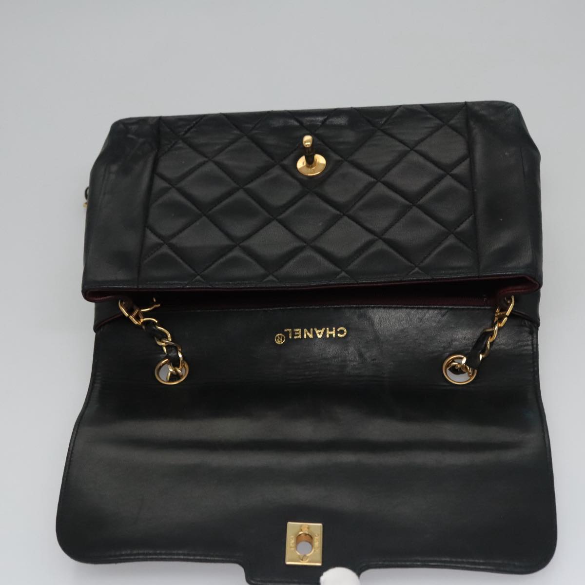 CHANEL Matelasse Turn Lock Chain Shoulder Bag Lamb Skin Black CC 99218