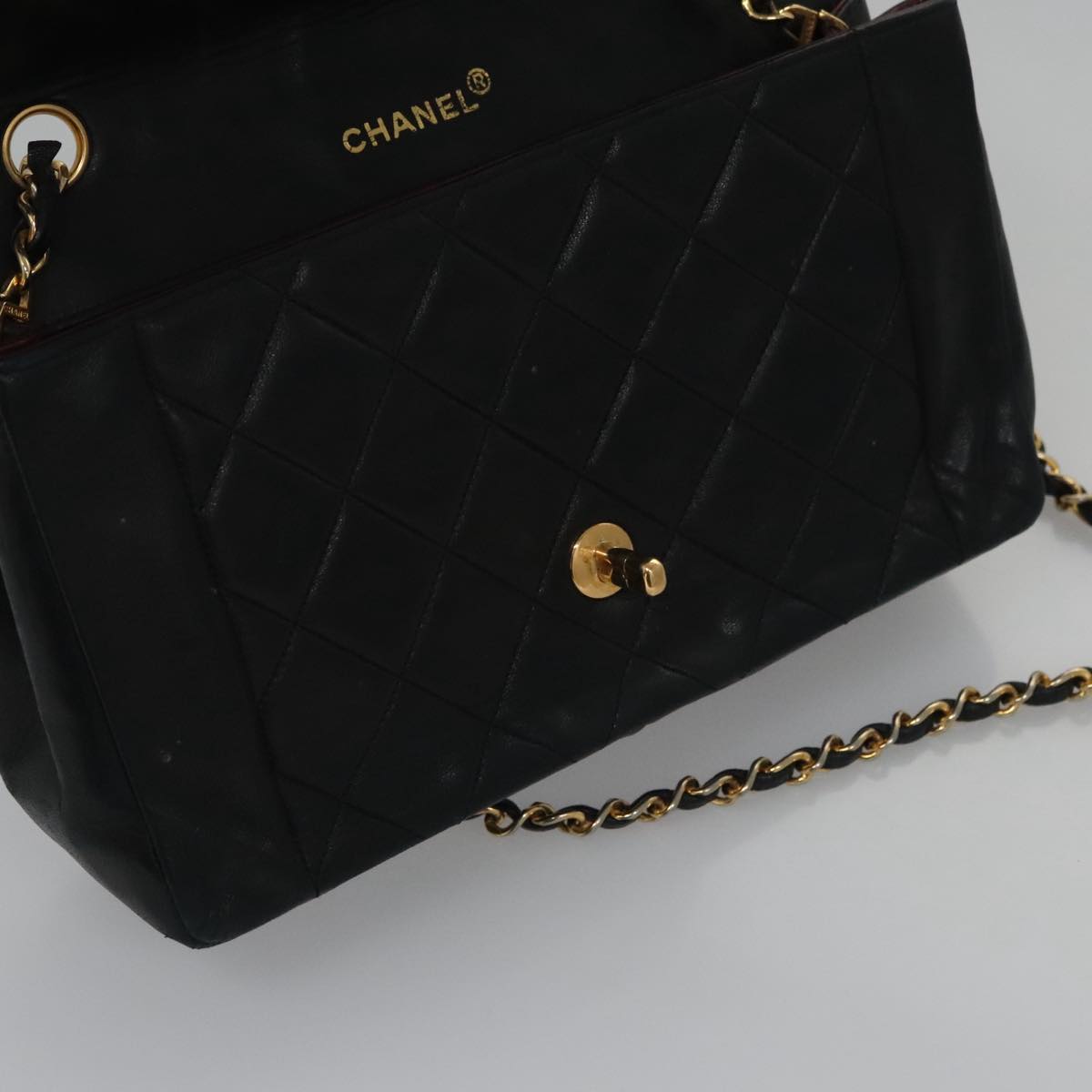 CHANEL Matelasse Turn Lock Chain Shoulder Bag Lamb Skin Black CC 99218