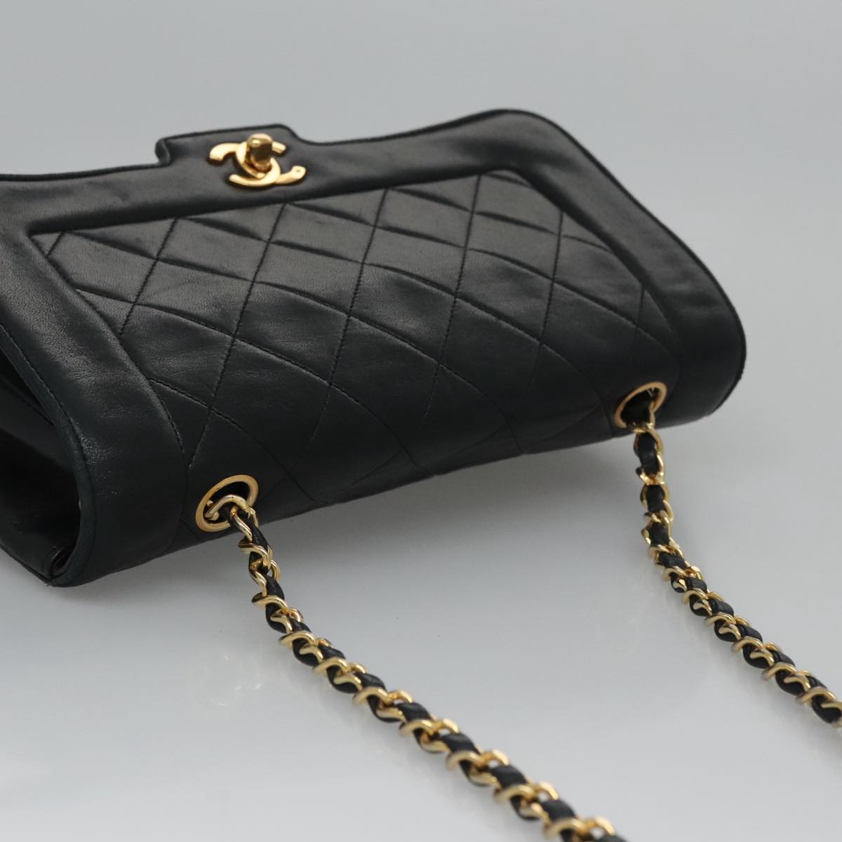 CHANEL Matelasse Turn Lock Chain Shoulder Bag Lamb Skin Black CC 99218