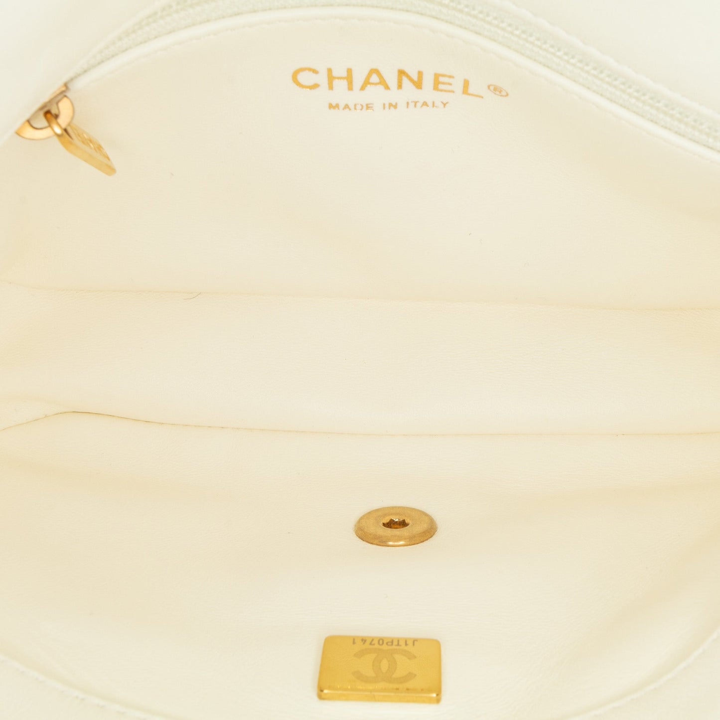 Chanel Sac Mini Quilted Lambskin Heart Charms Flap